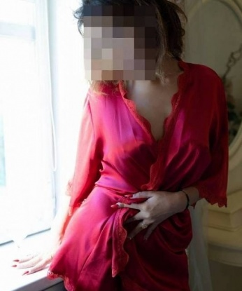 У меня есть все, чтобы сделать тебя счастливым. 😏
Я живу в Москве и готова встретиться с тобой в уютных апартаментах или приехать к тебе. Мои услуги разнообразны, от классического секса до экстремальных игр и ролевых сценариев. 🌶️
У меня есть положительные отзывы от предыдущих клиентов, которые оценили мою профессиональность и страсть. К тому же, у меня есть красивые фото, которые тебе понравятся. 📸
Не теряй времени, давай проведем это незабываемое время вместе! 💋 Полечка