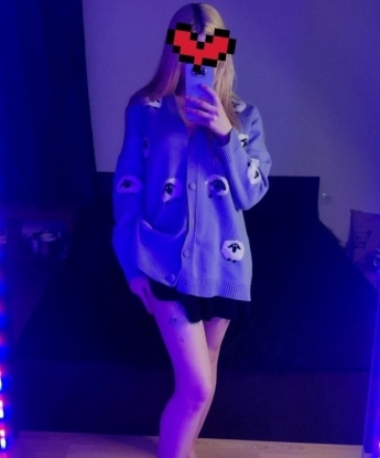 💫👠
Если ты ищешь незабываемый опыт, ты попал по адресу! Я осуществлю все твои тайные желания и погружу тебя в мир наслаждения и страсти. ✨😏
У меня нет ограничений, я открыта к новым экспериментам и готова познать все, что тебе интересно! 💋😉
Мои услуги включают безупречнный классический и эротический массаж, игры в ролевые и легкое доминирование. Приходи и узнаешь больше! 💆♀️💄
Отзывы моих клиентов - лучшая рекомендация для меня. Они говорят, что я создаю невероятную атмосферу и знаю, как принести настоящее удовольствие. 😍🌟
Ты можешь найти мои фото на моей страничке. Ты не сможешь устоять перед моей сексуальностью и послушанием. 💃📸
Я живу в Москве и приглашаю тебя в мою уютную норку, где ты сможешь расслабиться и забыть обо всем. Не упусти возможность исполнить свои фантазии со мной! 😉🌃❤️ Раиса